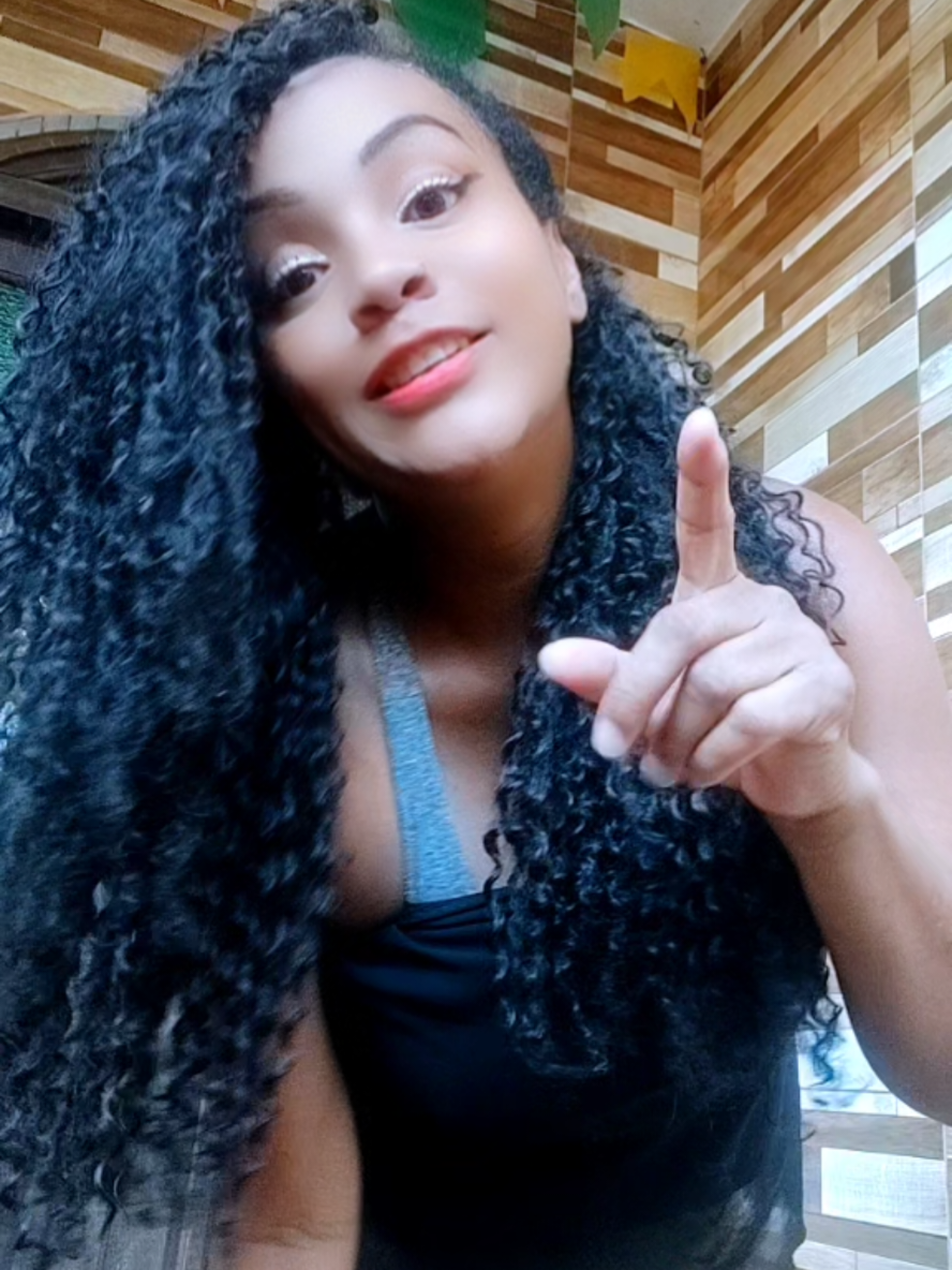 @Lucy a guria do short sexy