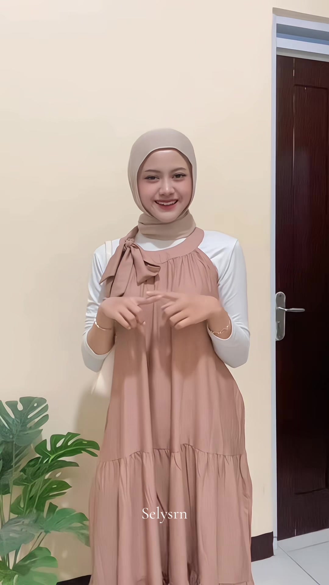 @Selꫂ ၴႅၴ