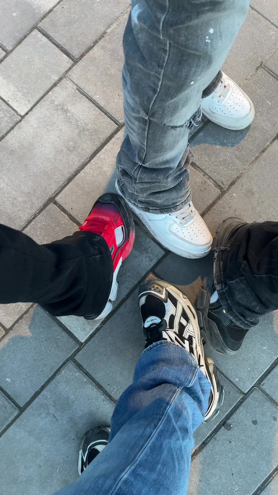 @колясик