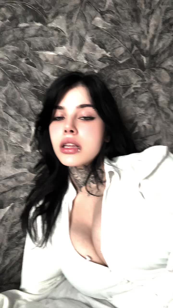 @Tessaovde