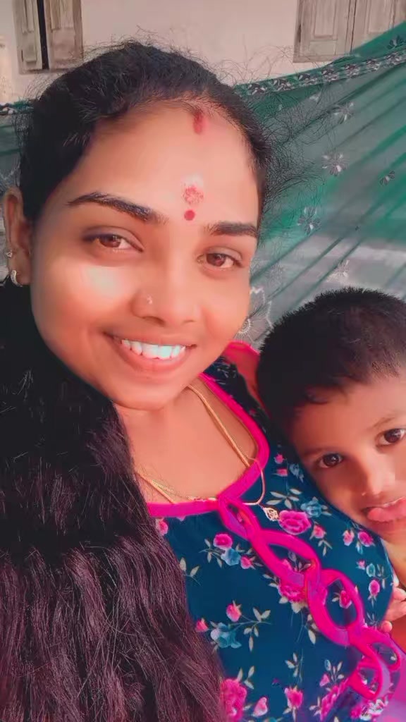 @💐🅳︎🅢︎🅳︎என்னவனின்🦋காதலி🦋