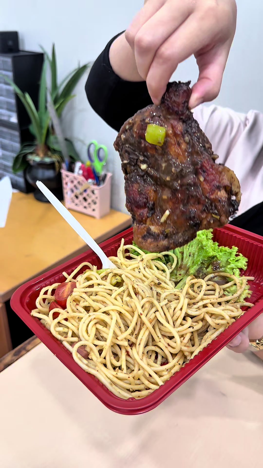 @FoodHunters09