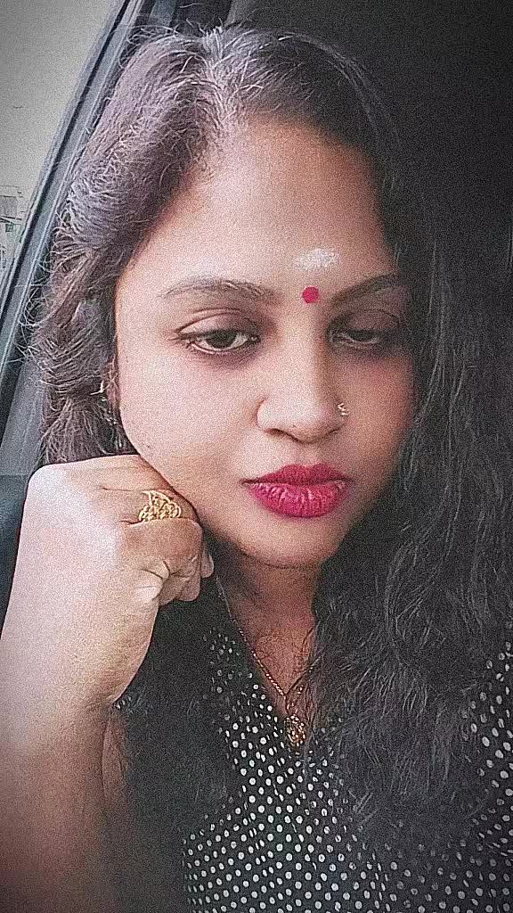 @SweethuVanie