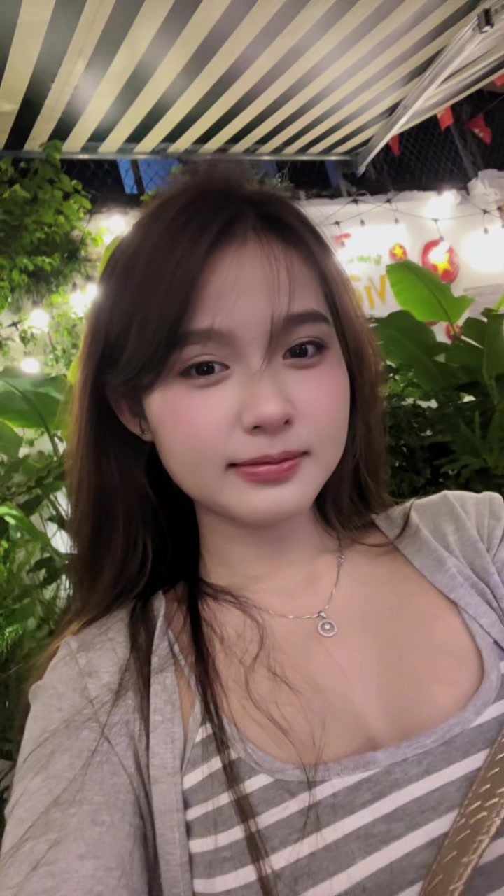 @Hồng Nhung