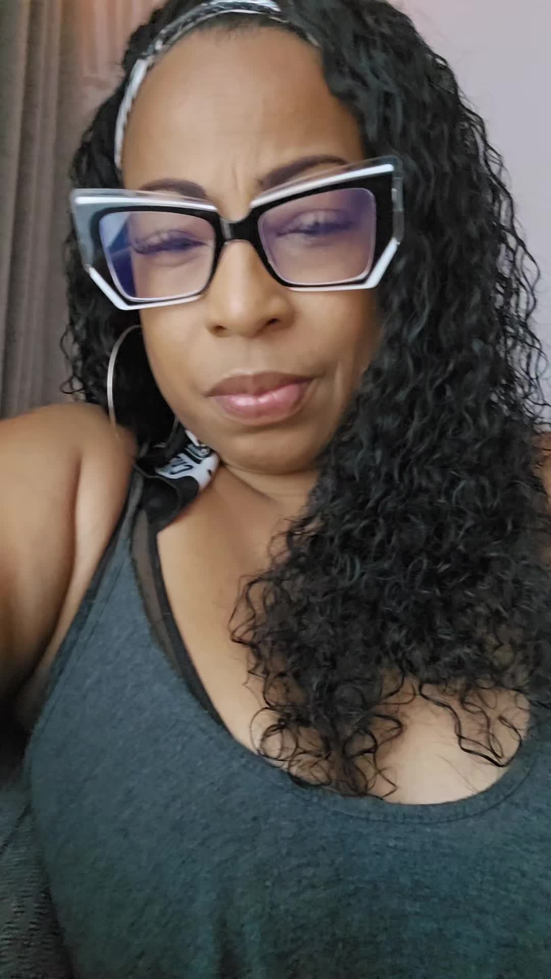 @ThatgirlE