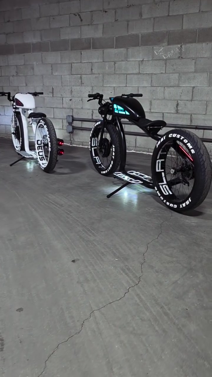 @Jrat Custom E-Bikes