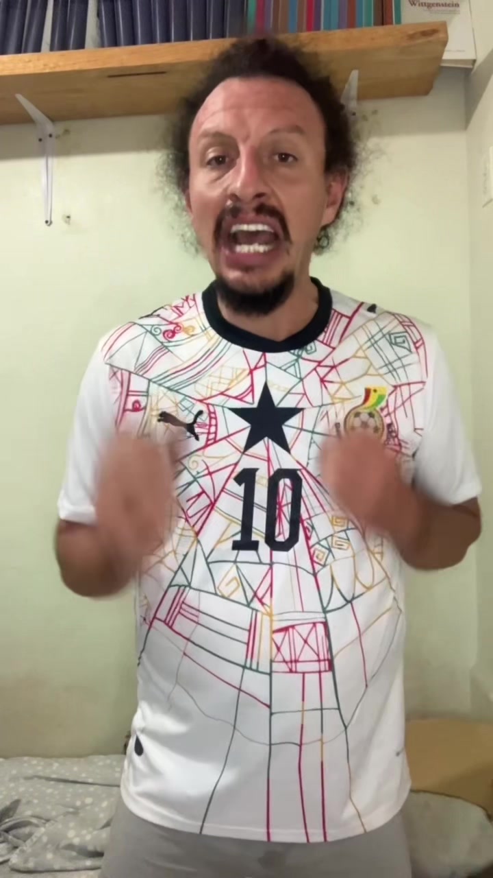 @Geobal&oacute;n 🌎⚽🤔✒️