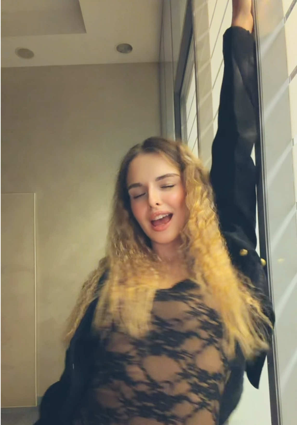 @𝕞𝕚𝕝𝕒𝕧𝕚