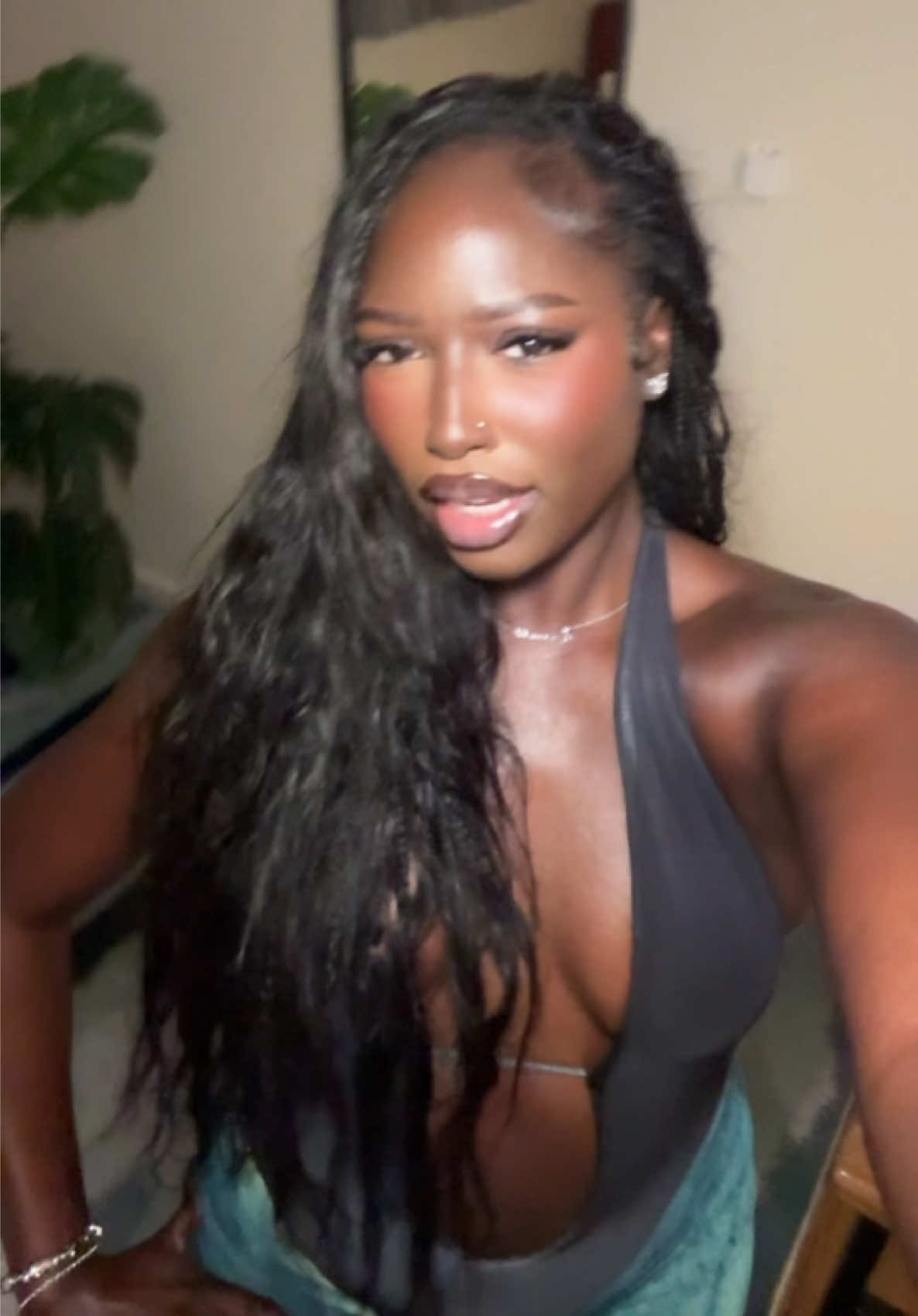 @AMINATA
