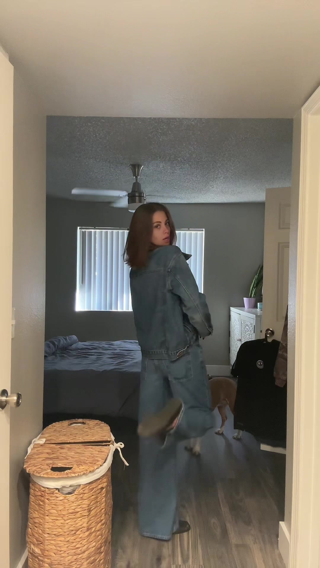 @anya