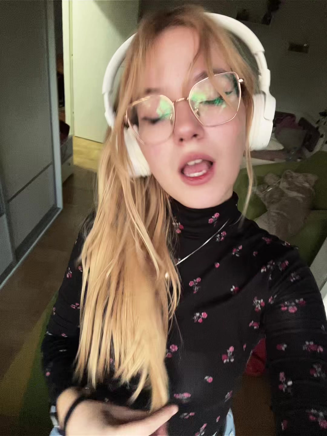 @🎀