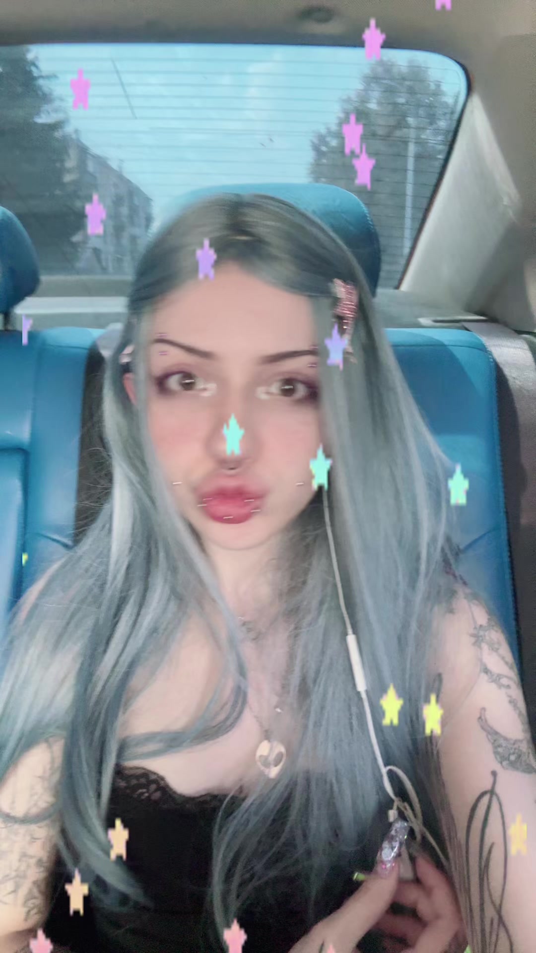 @exumi