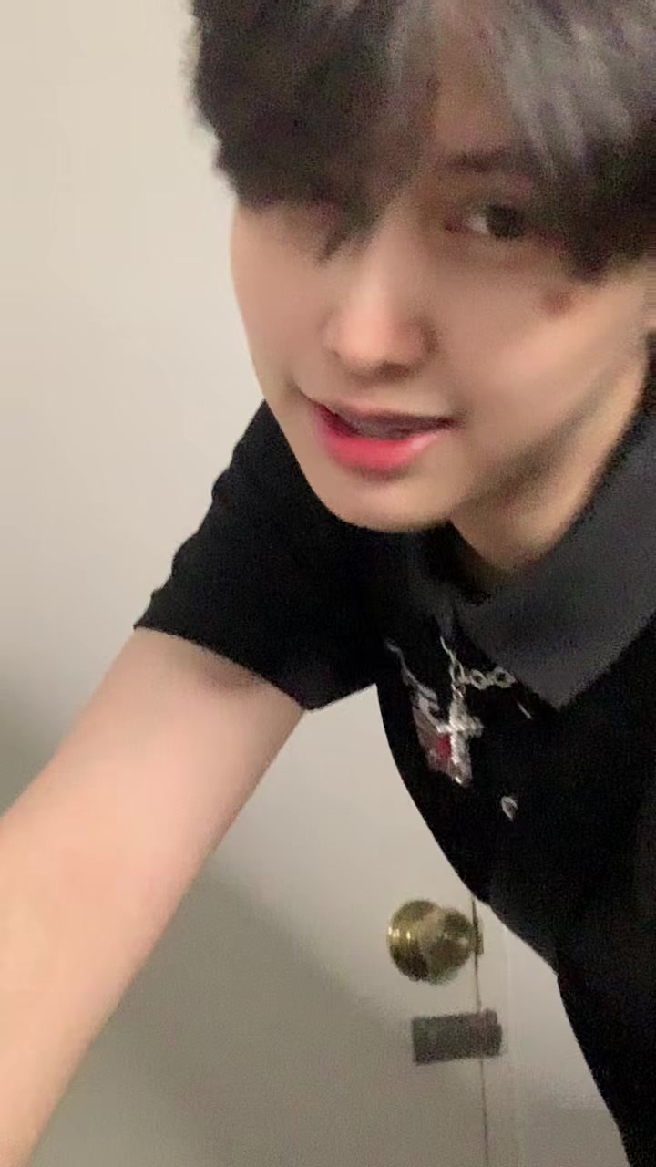 @Pupae_0799
