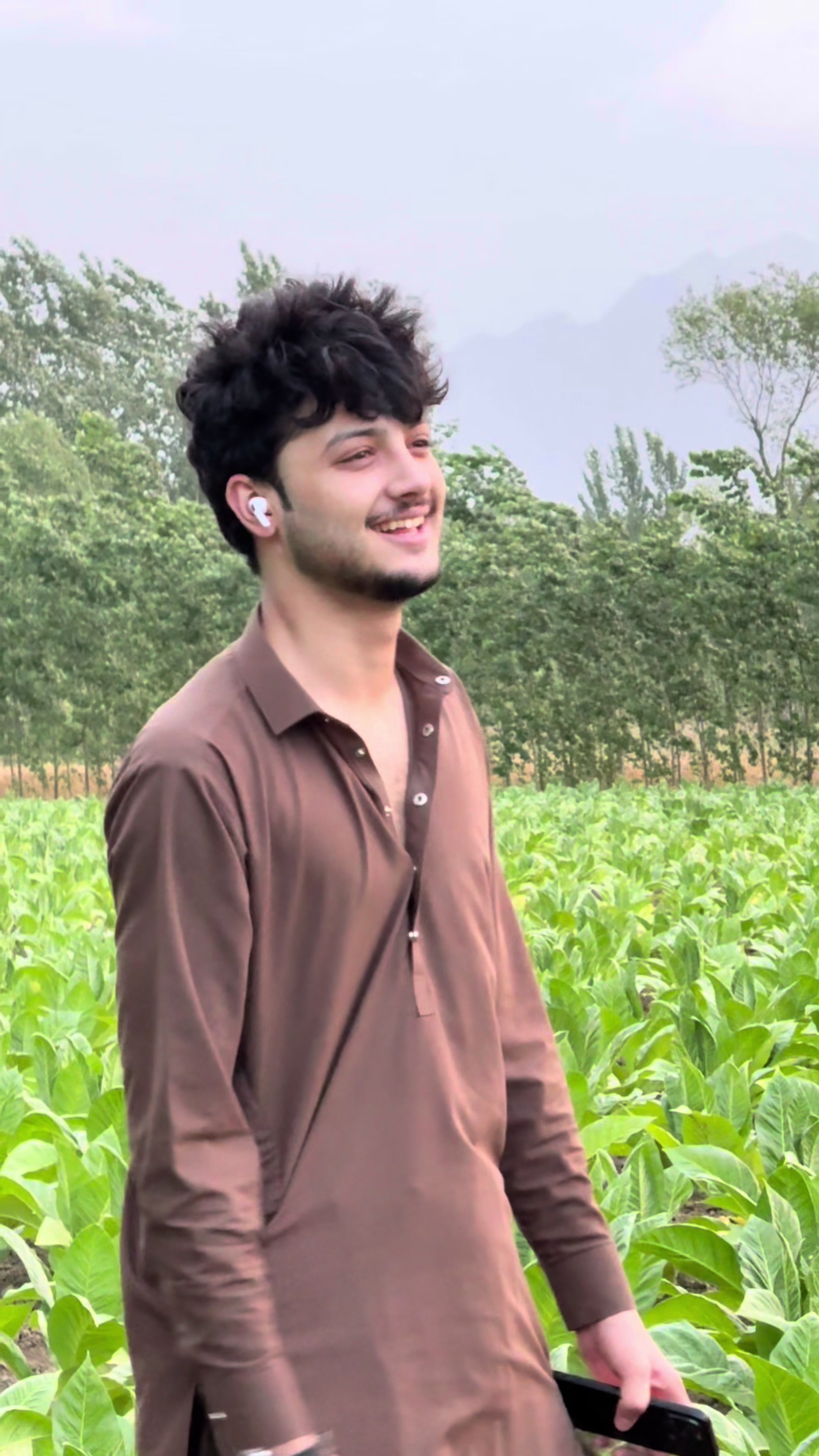 @Hussain_🫀