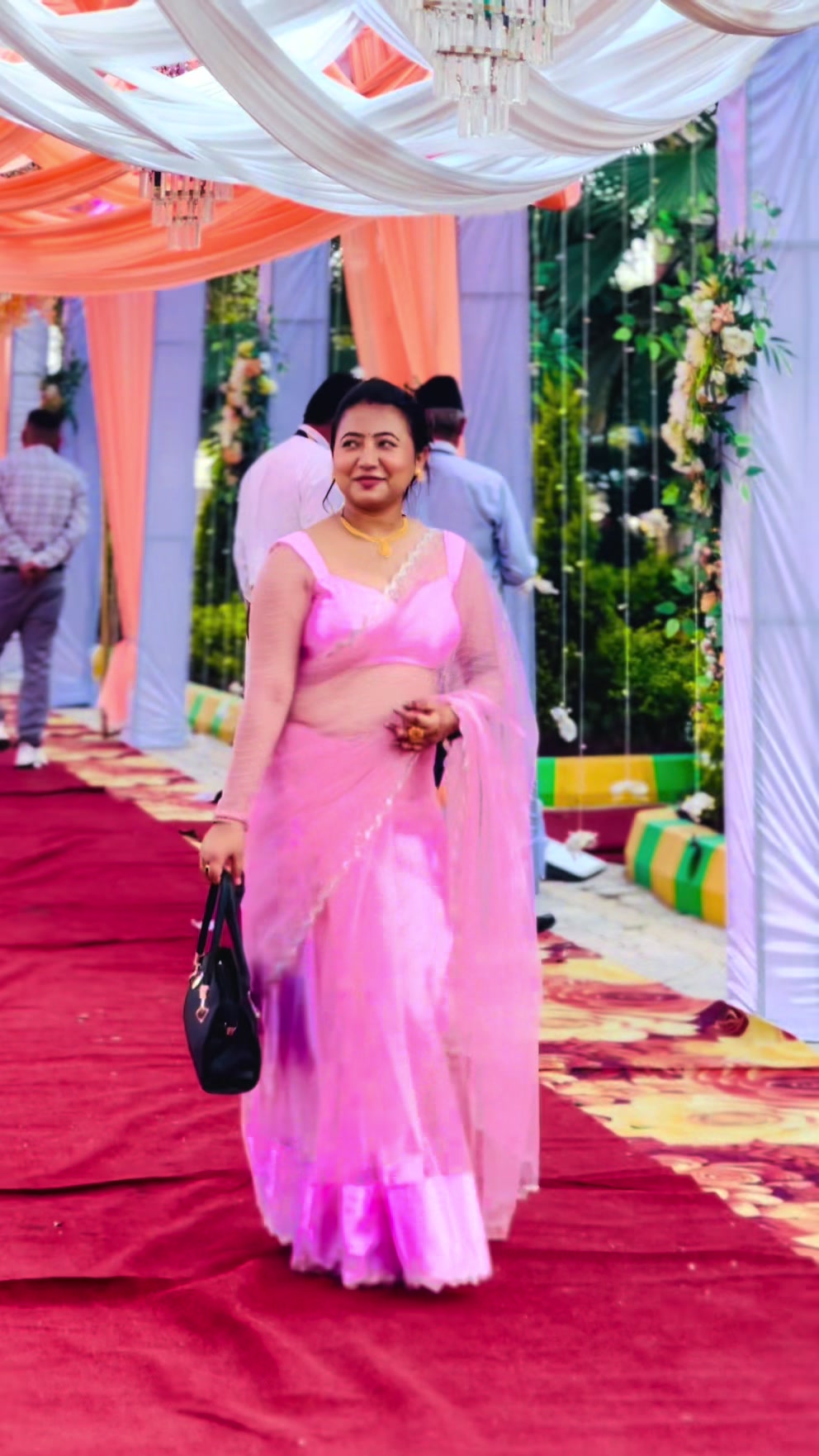 @mandira_thakuri7