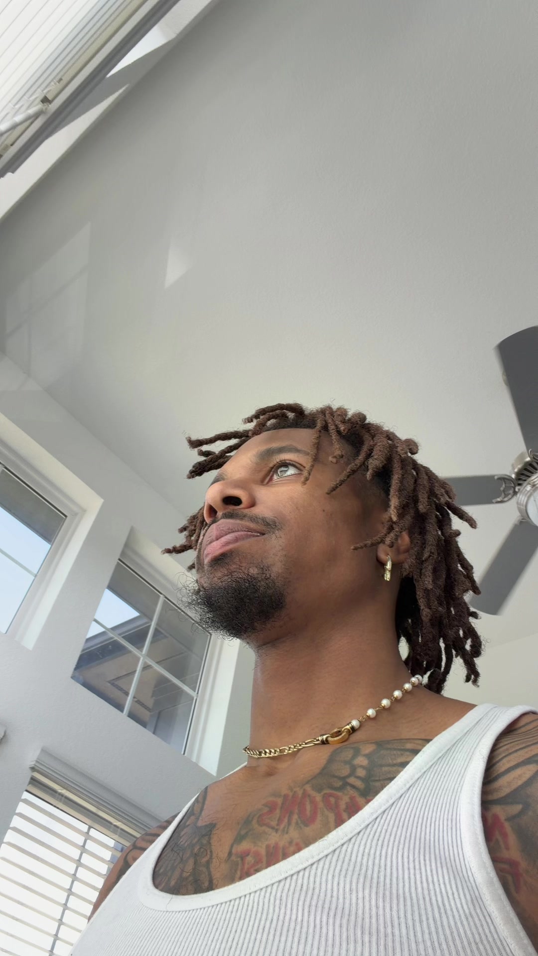 @Zip simmons|content creator