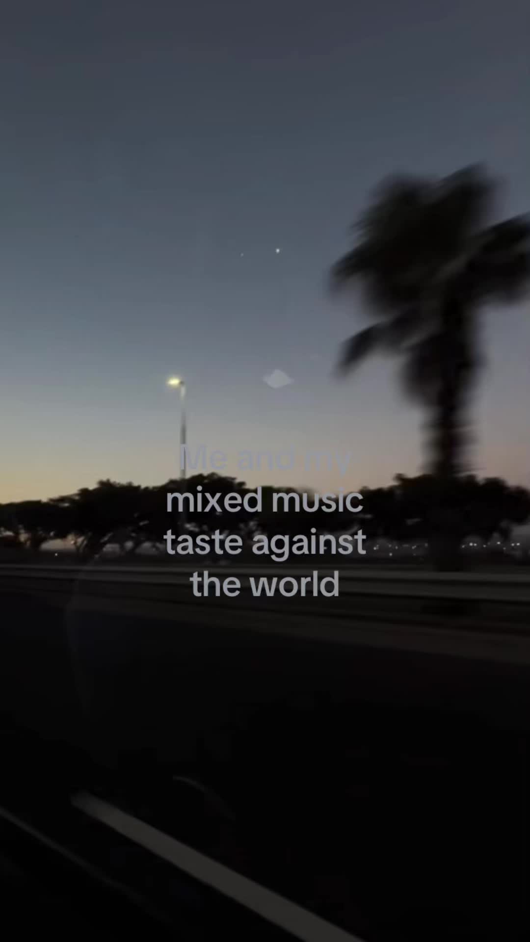 @Moon🌙