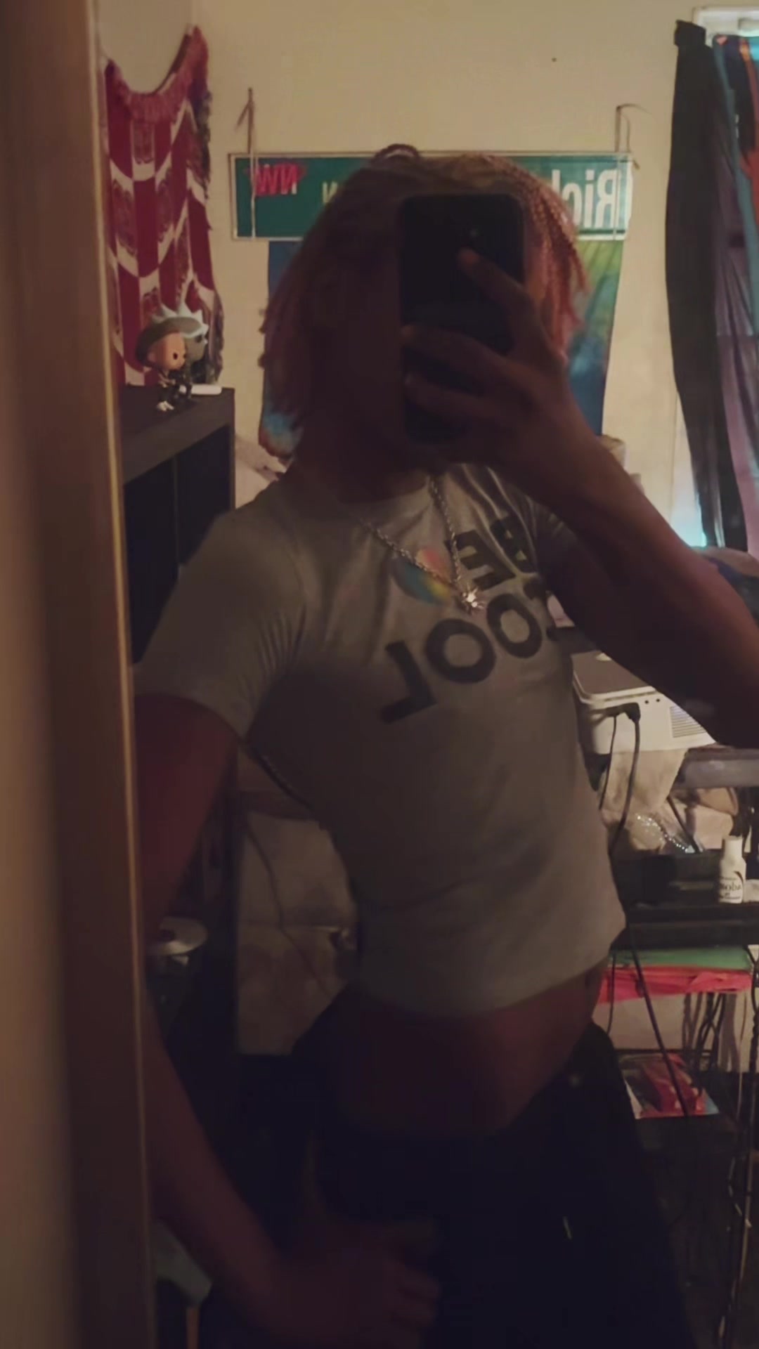 @⃟