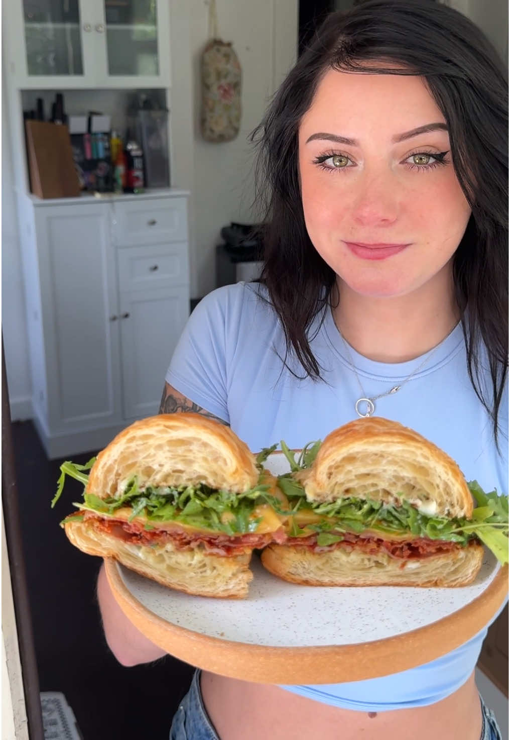@sandwichcutiecat