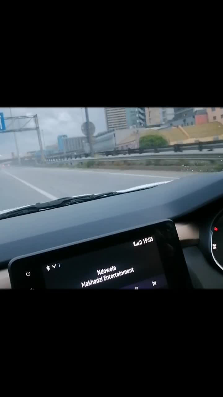 @Rotondwa