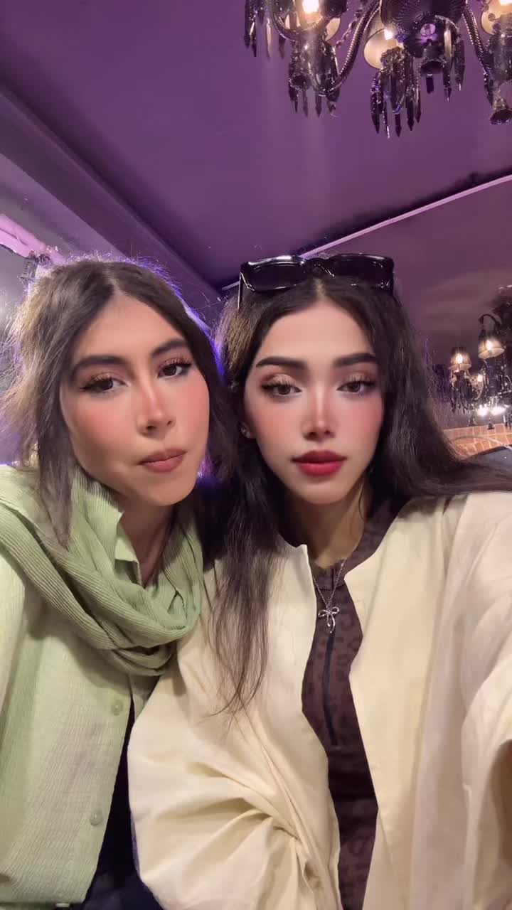 @Melikafarahani