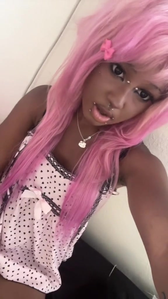 @🧁VivianVanilla🦄
