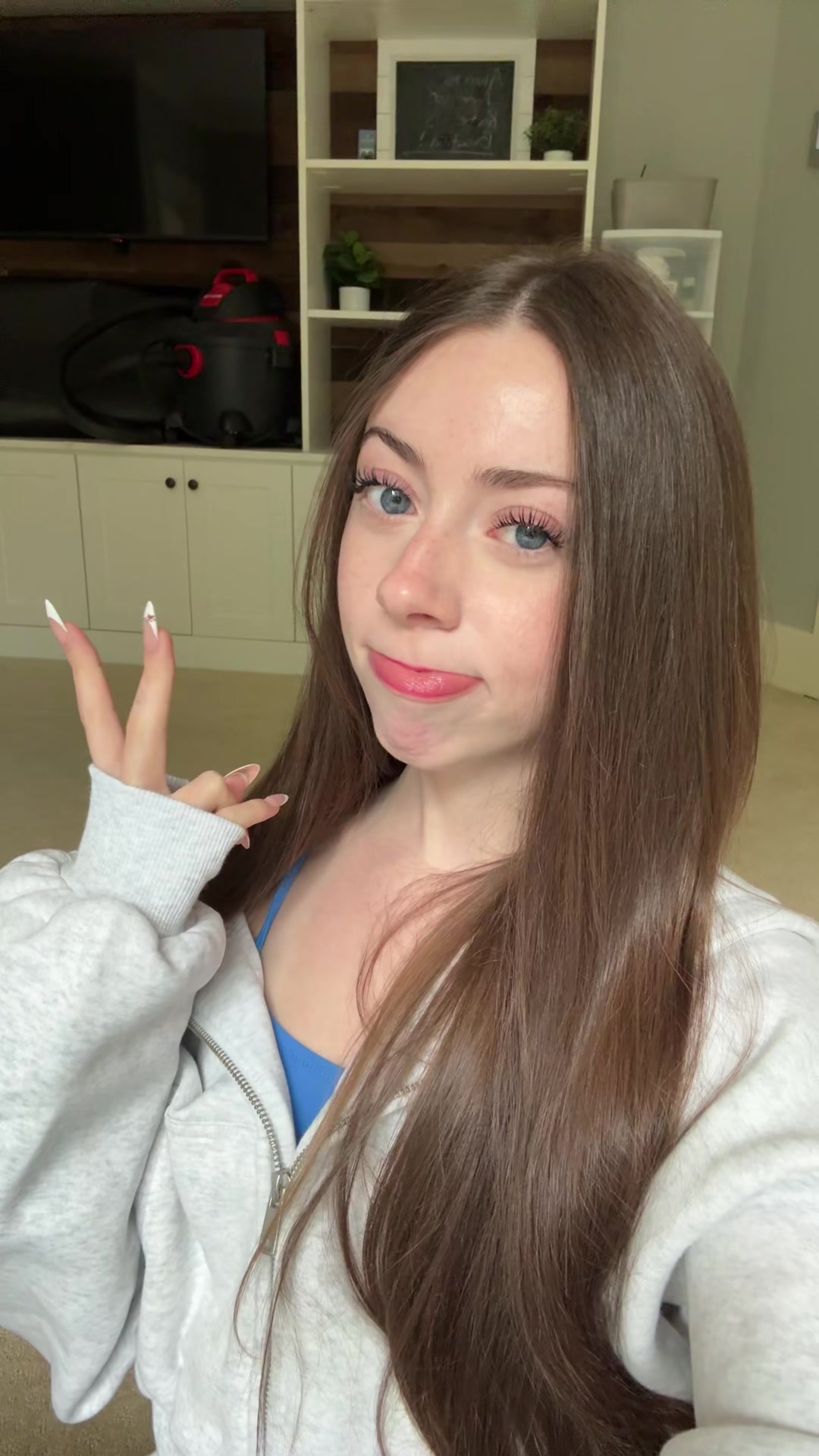 @avry555