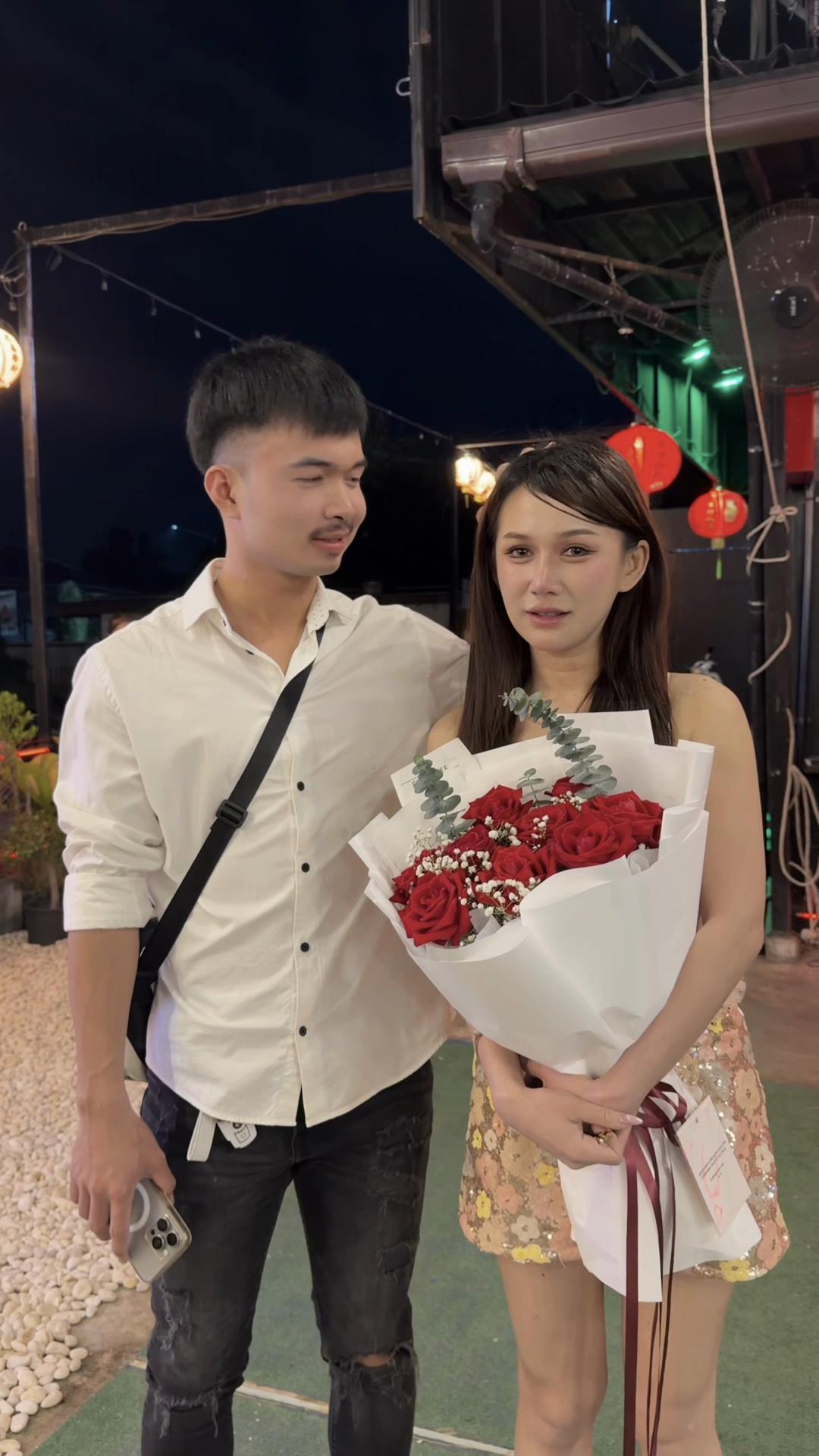 @'ไนท์' โร ริ เกรช 🏳️&zwj;🌈
