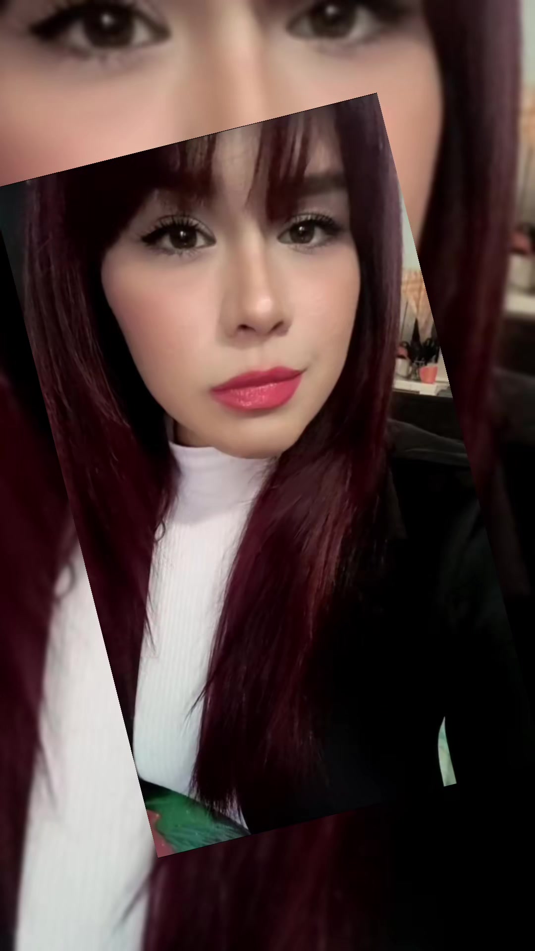 @valerysaldaña