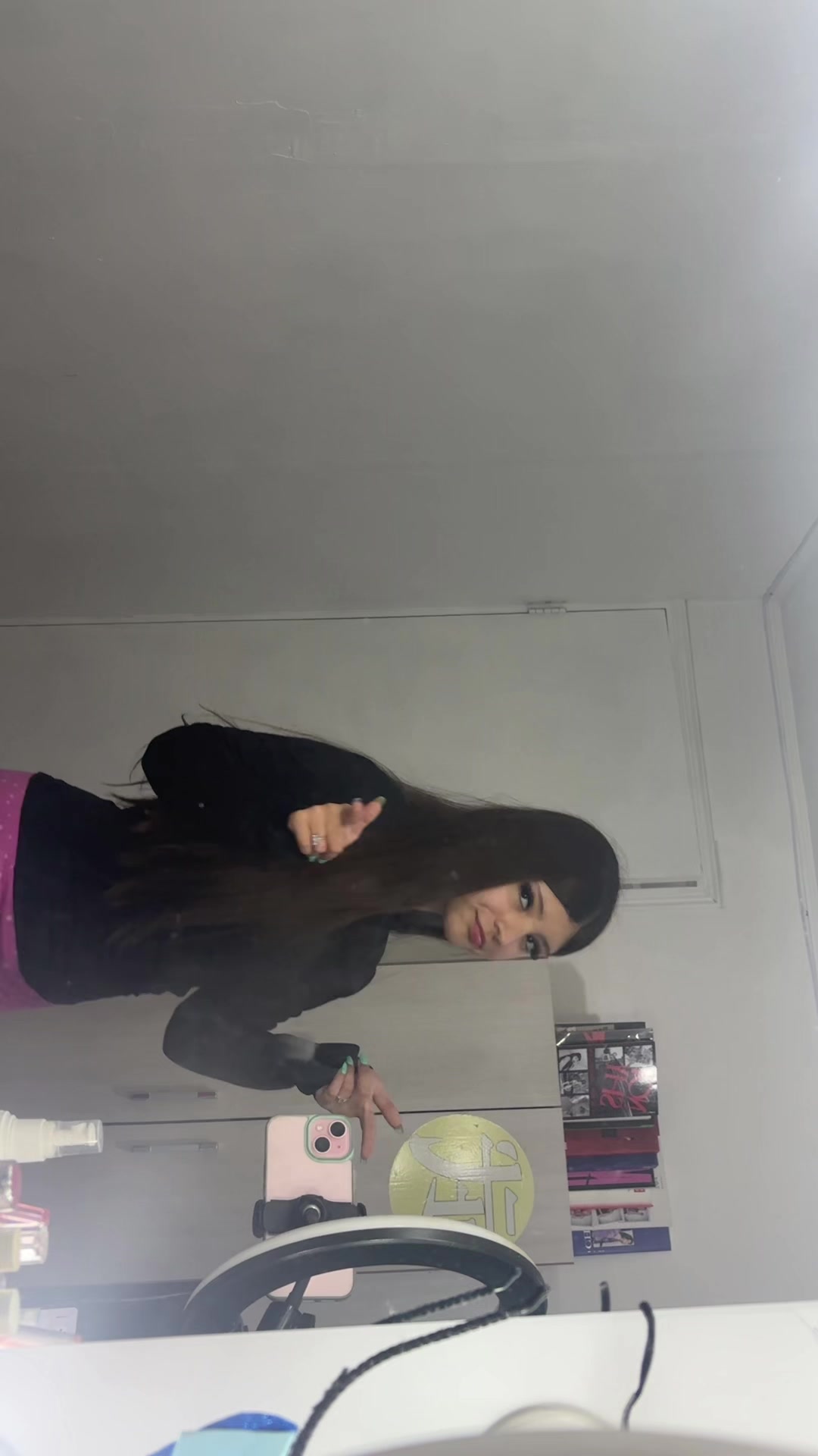 @Valentina