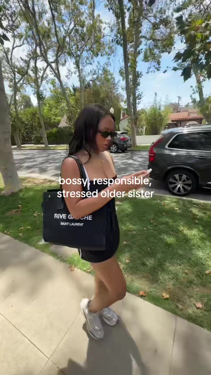 @NAOMI GREEN