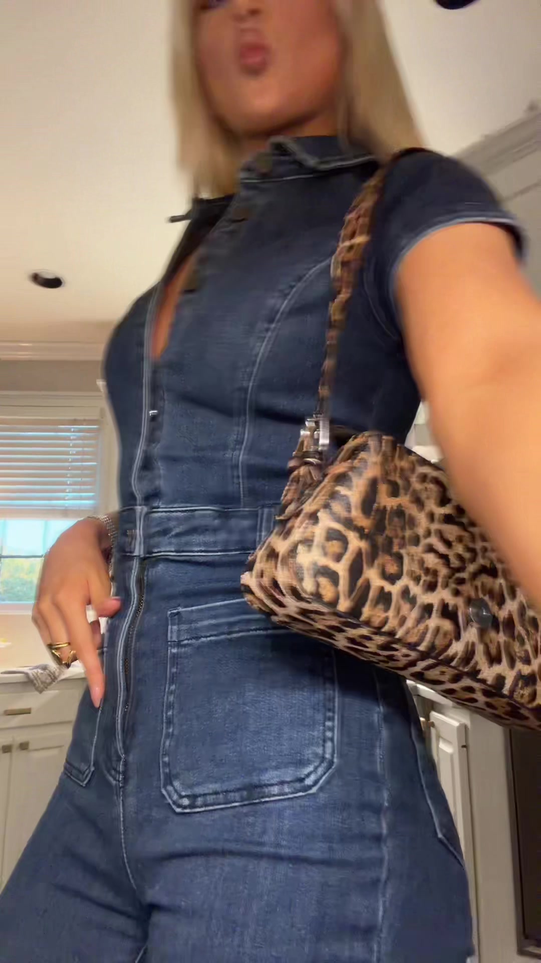 @AVA ISABELLA