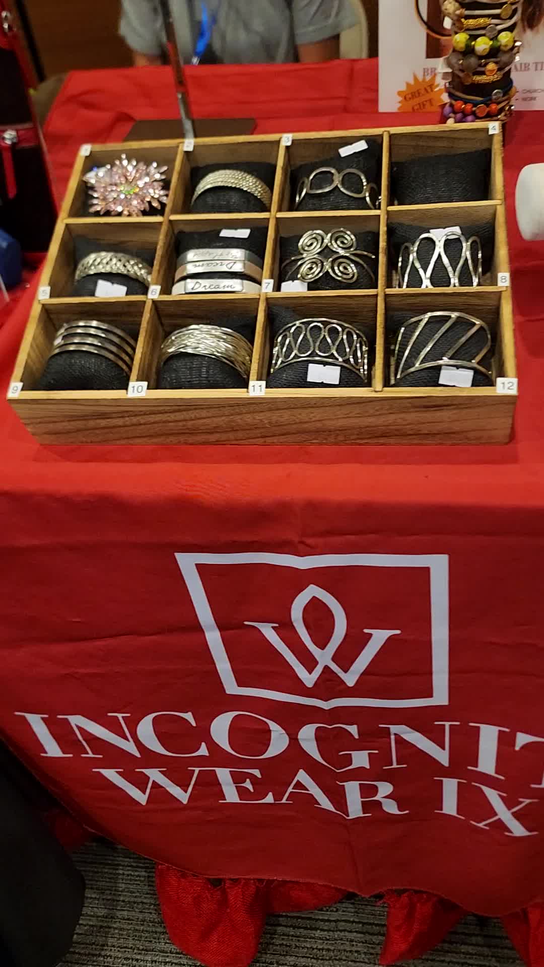 @Incognito Wear IX