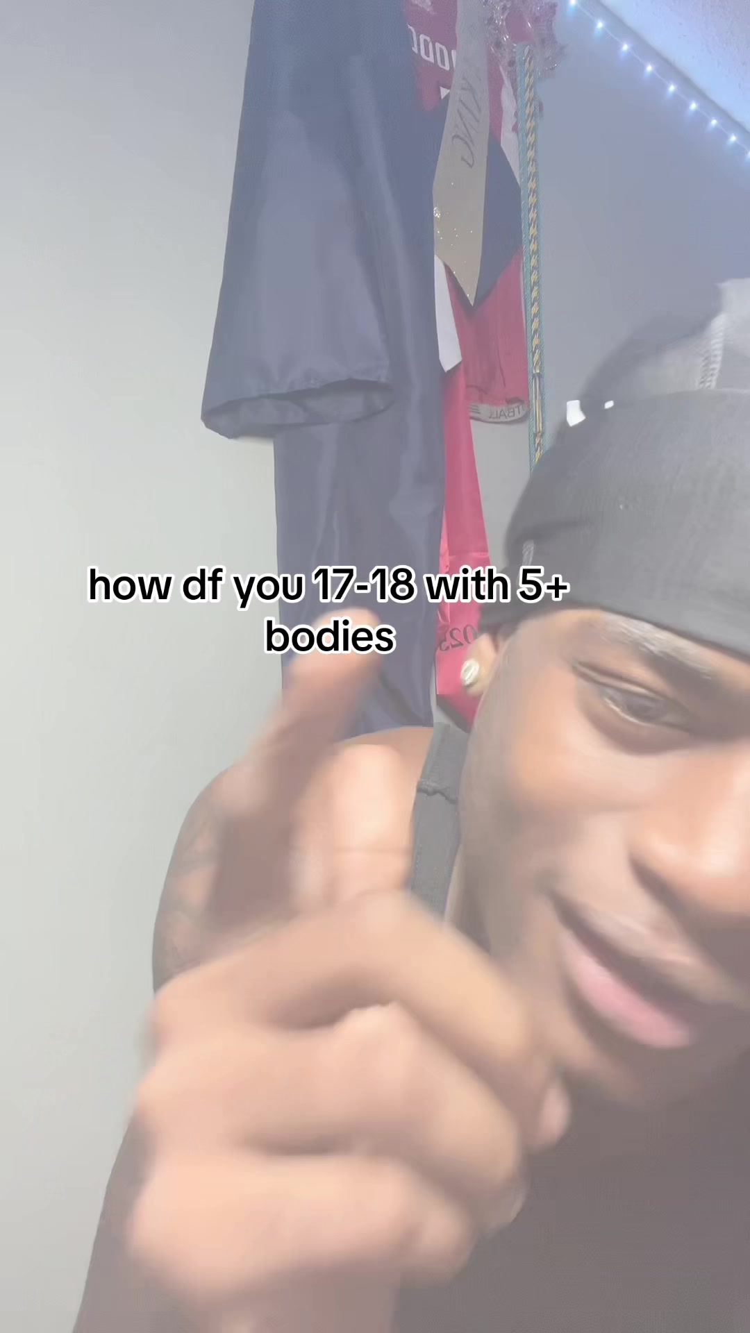 @®️ ®️