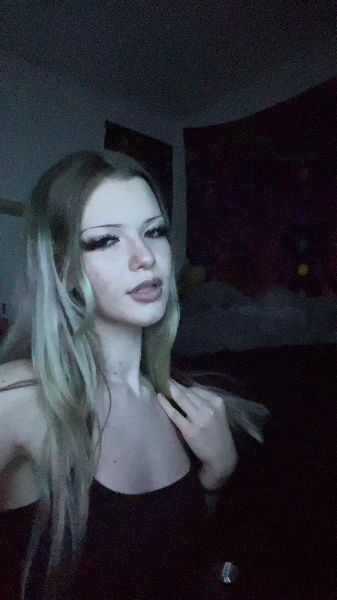 @shh
