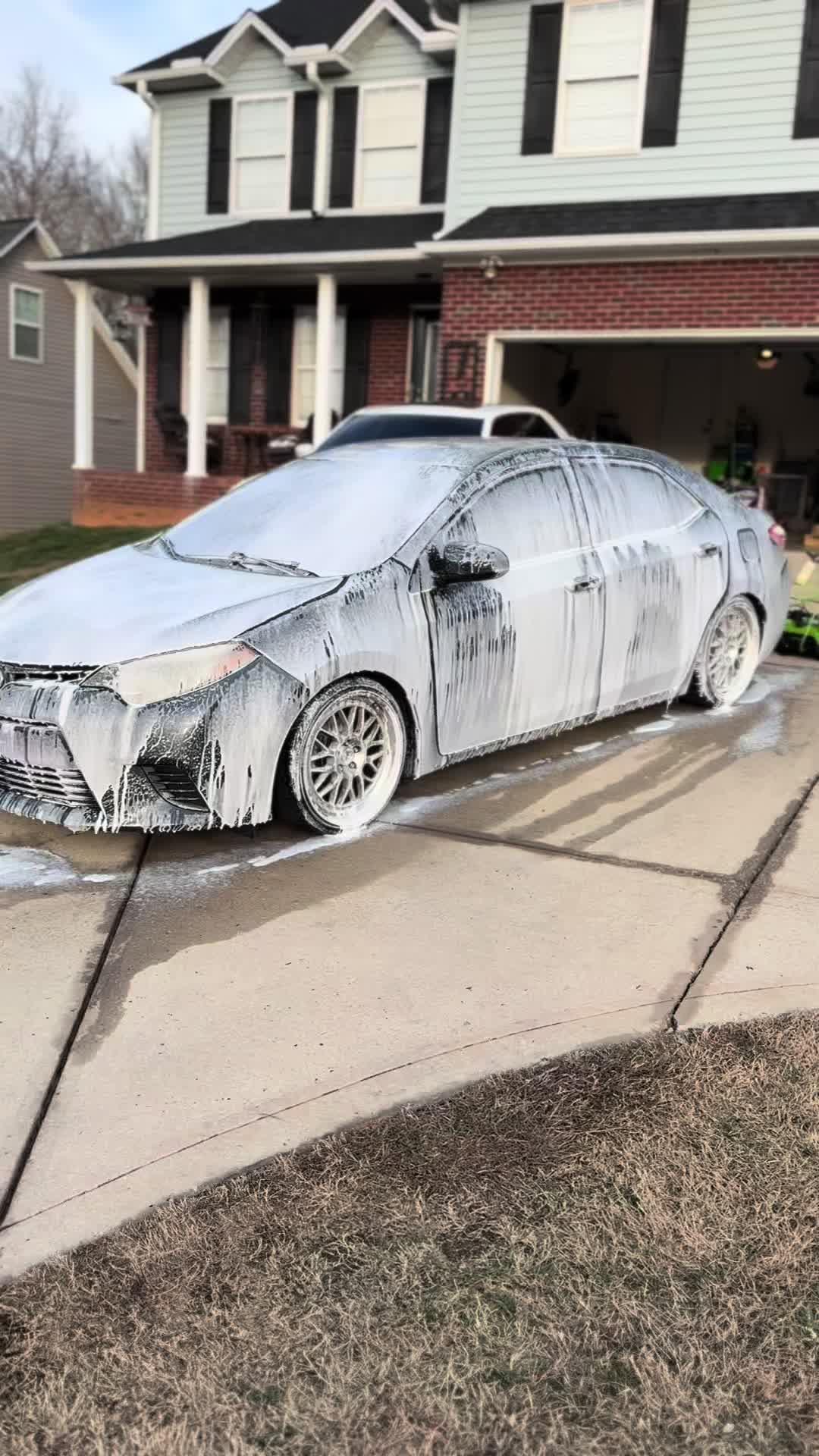 @_brand0n_walk3r