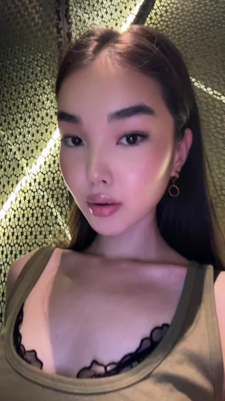 @adiafori.as