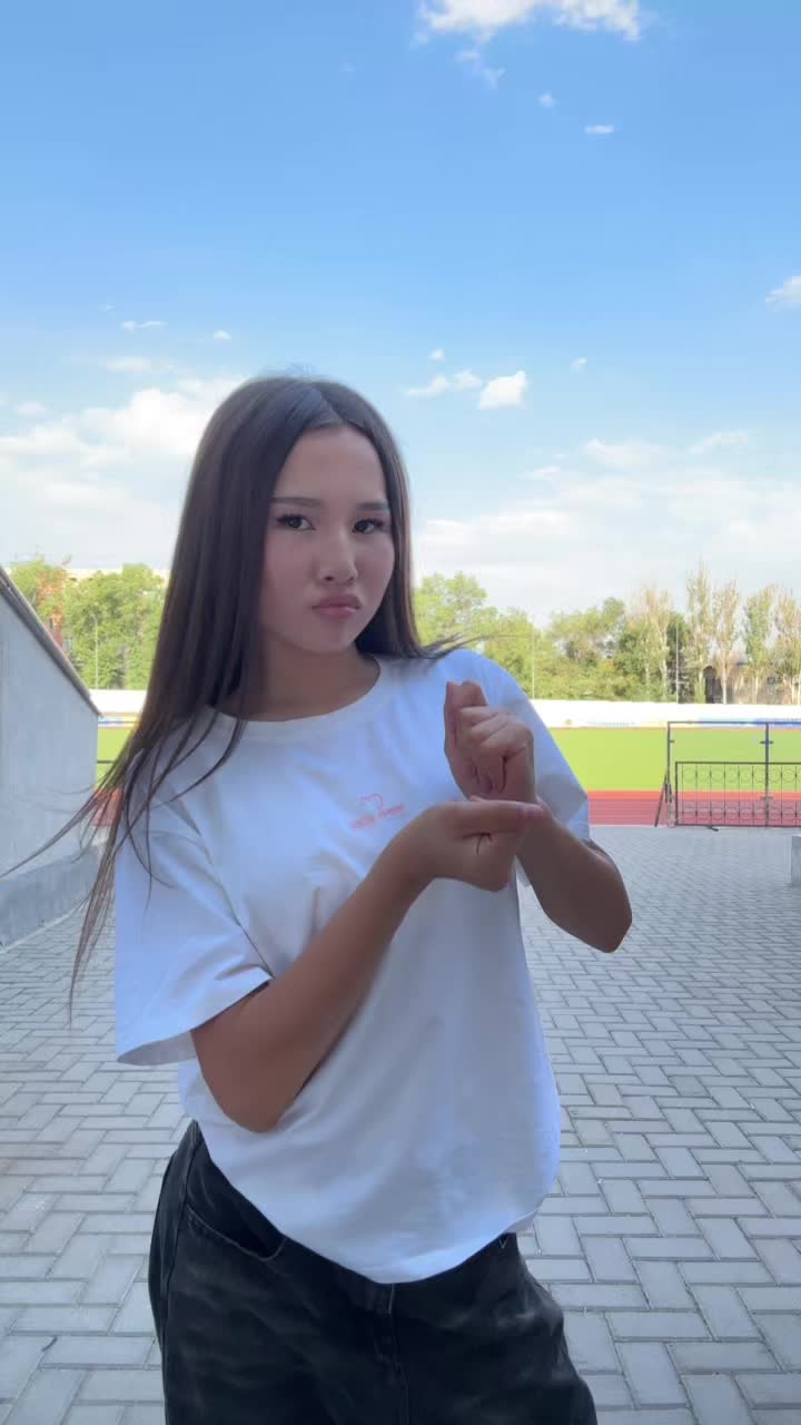 @๐ ๐ฆ ๐ข ๐ง ๐จ ๐ซ ๐ข ๐ฌ