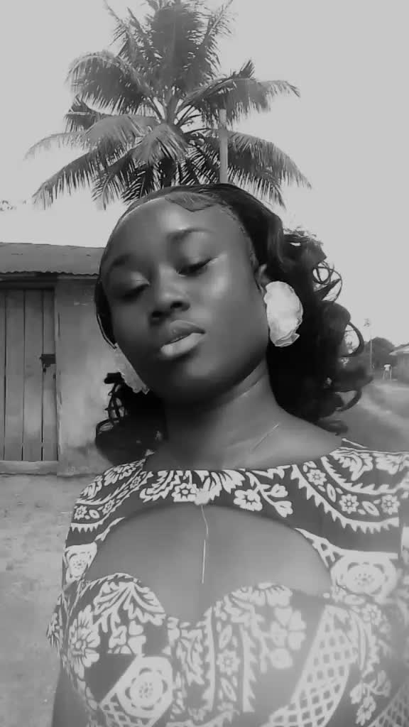 @December Queen 👑