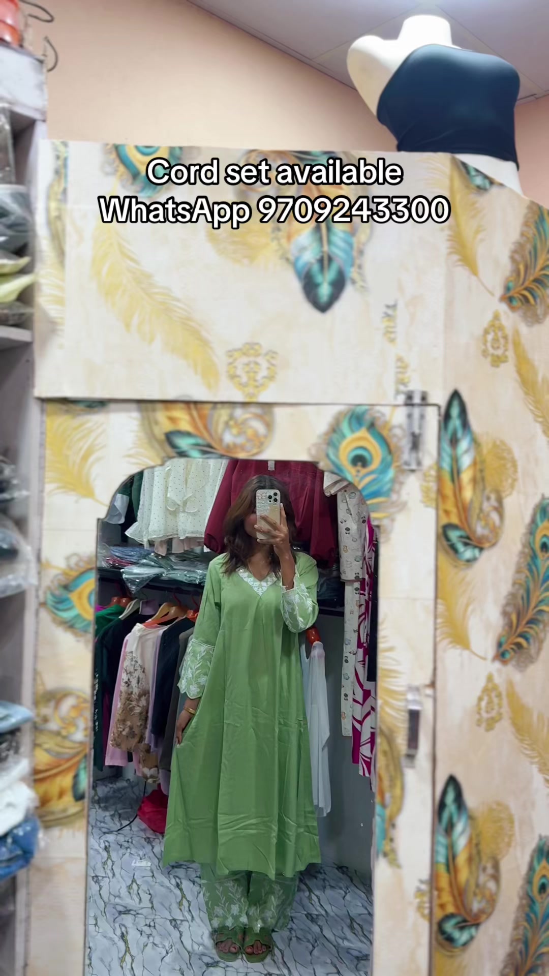 @Shopwithdiyana