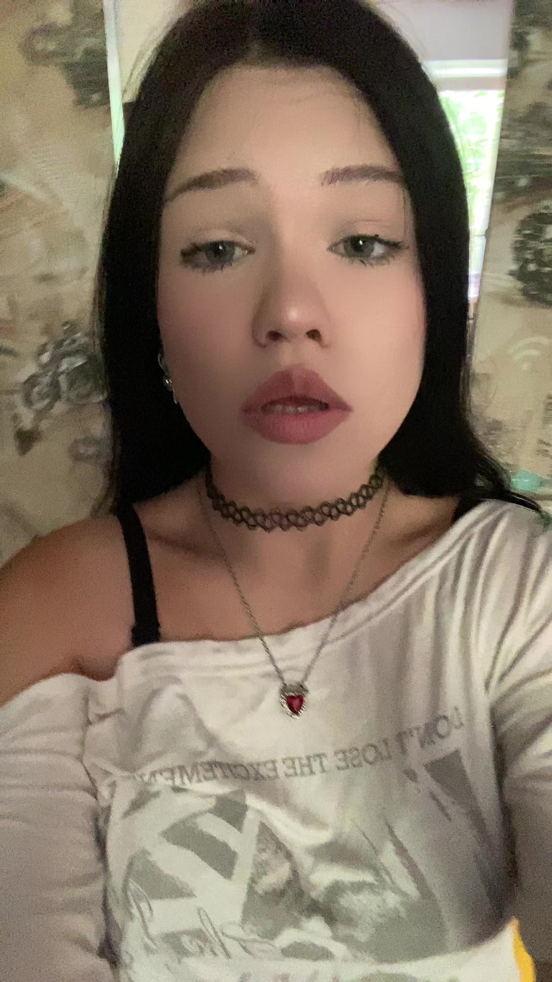 @v1kssa