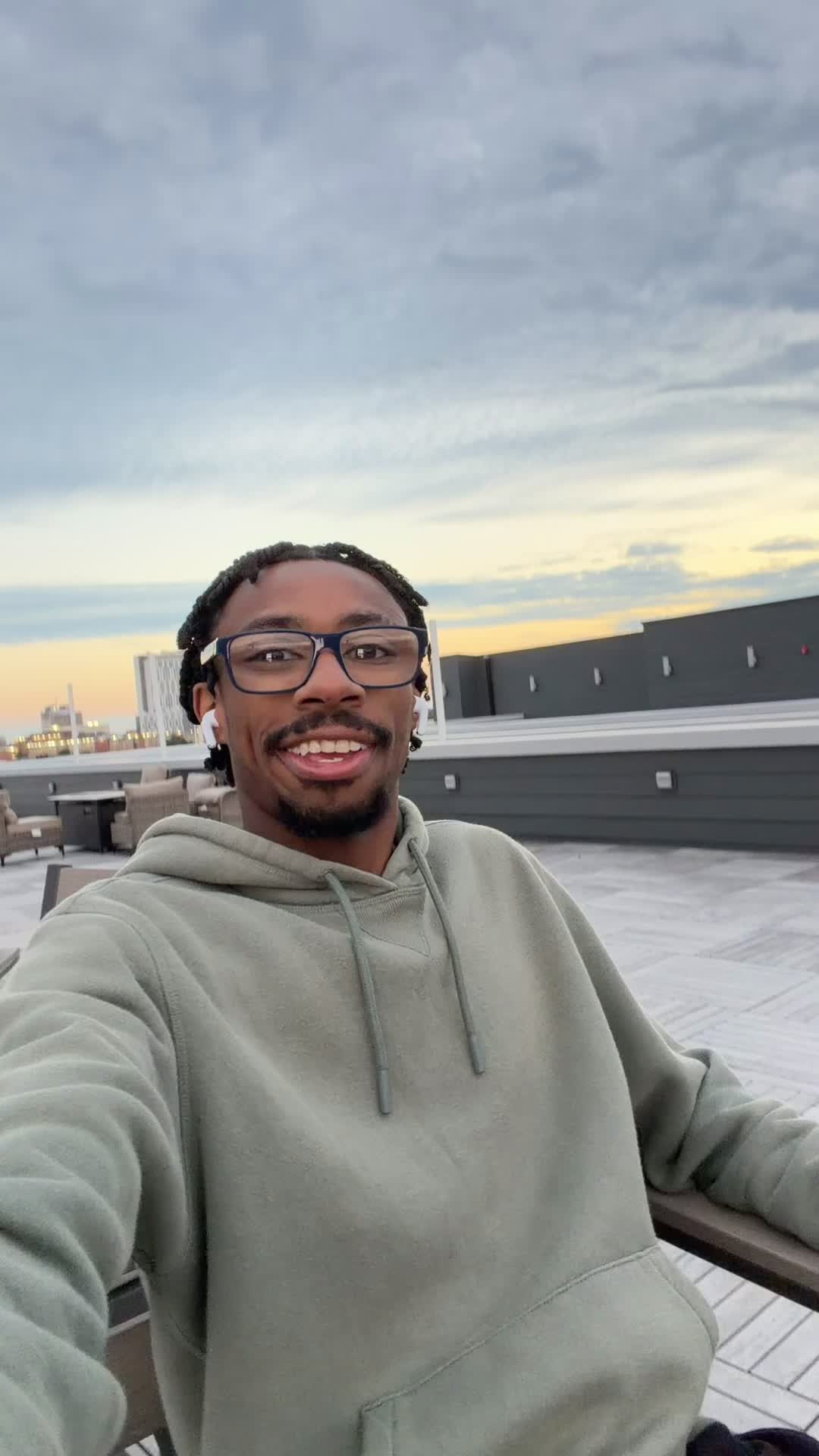 @LilManSam