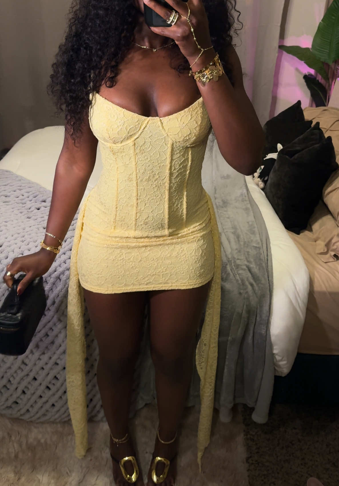 @Essy🪷