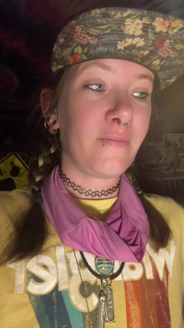 @GiraffeMoshPit
