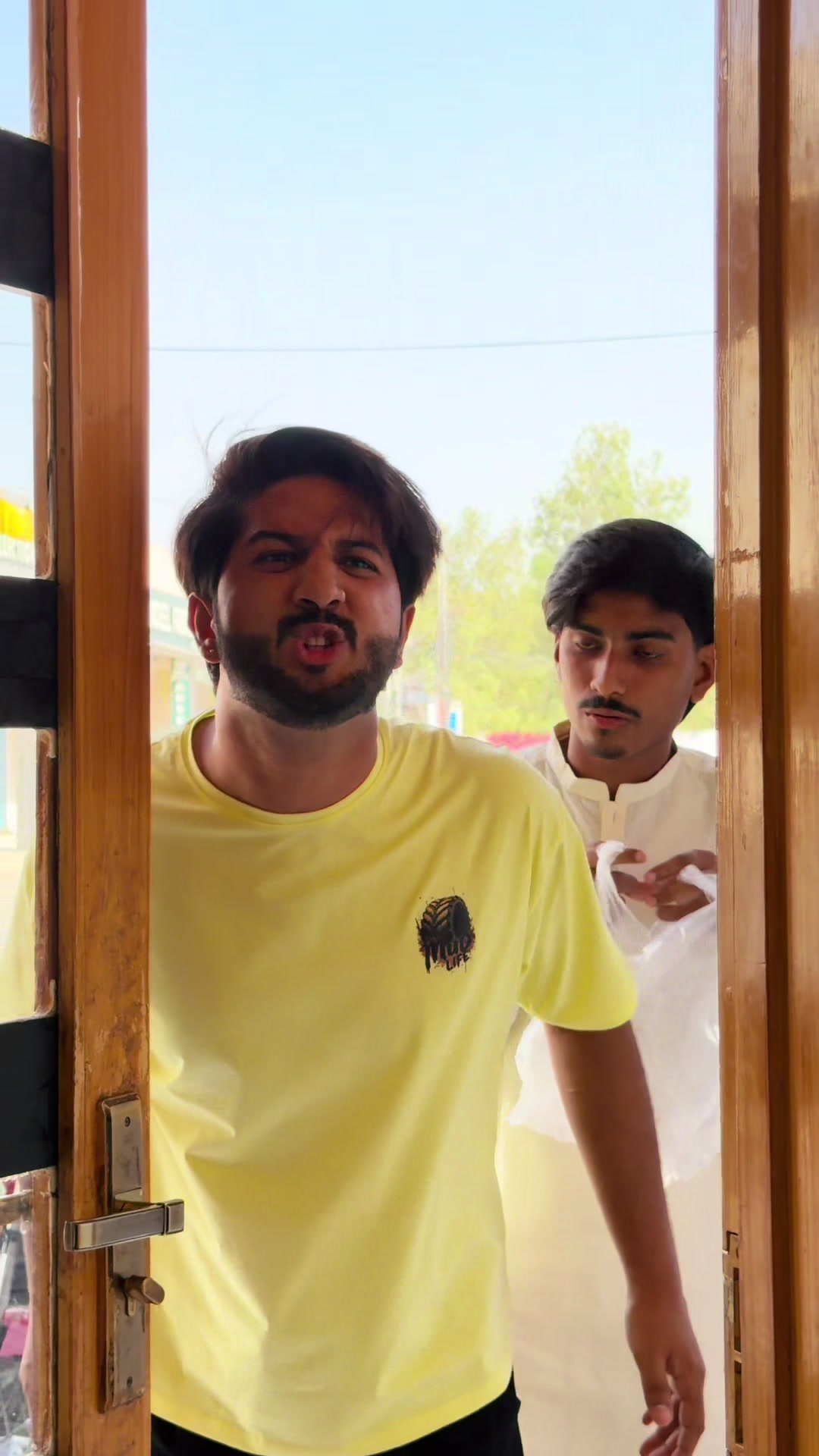 @Veer_Shahzaib