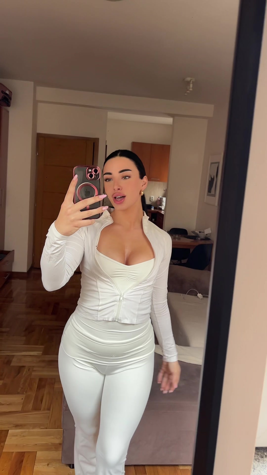 @RAAA