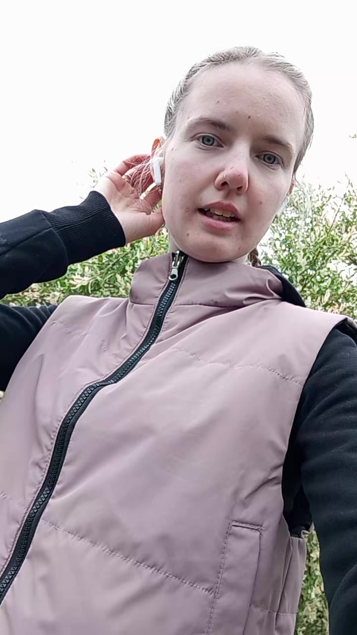 @sakyra
