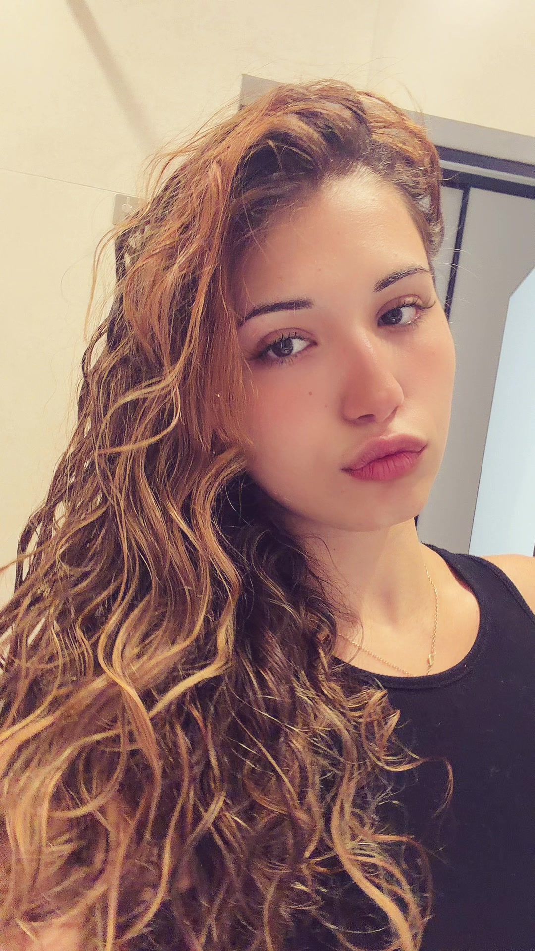 @Bebeee