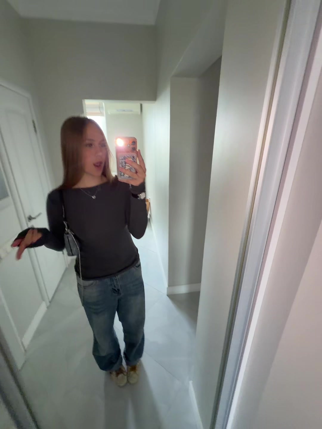@arinkk