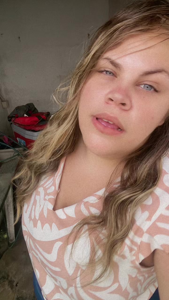 @Babi Nunes***